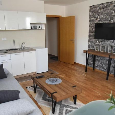Millenium Apartment سوكو بانيا المظهر الخارجي الصورة